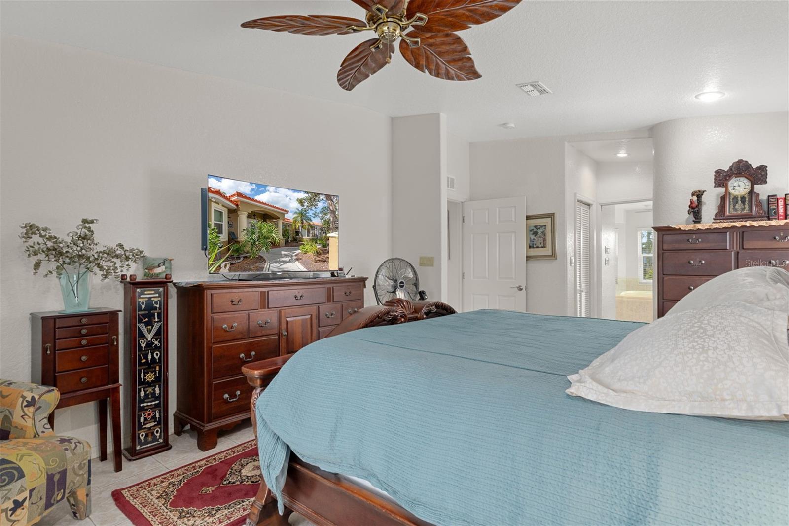 Image 34 of 85 For 6719 Udell Lane