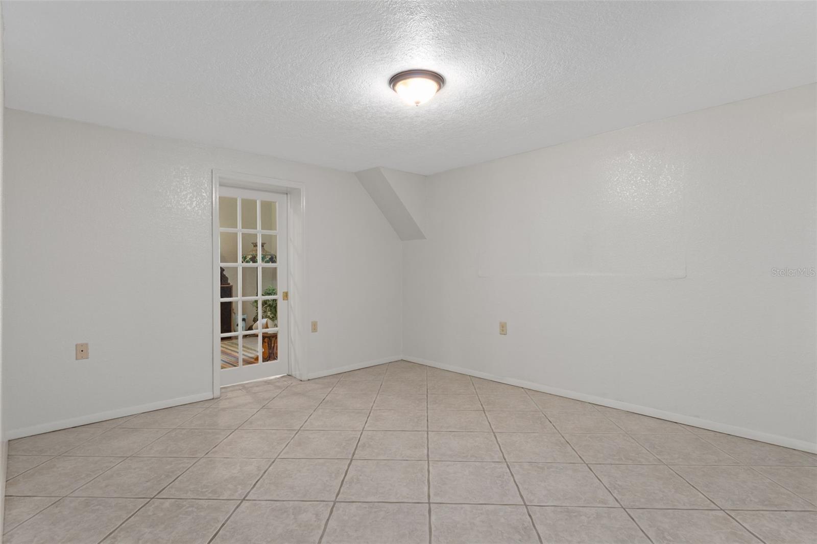 Image 43 of 85 For 6719 Udell Lane