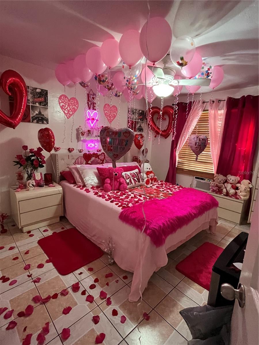 Listing photo id 22 for 995 114th Street