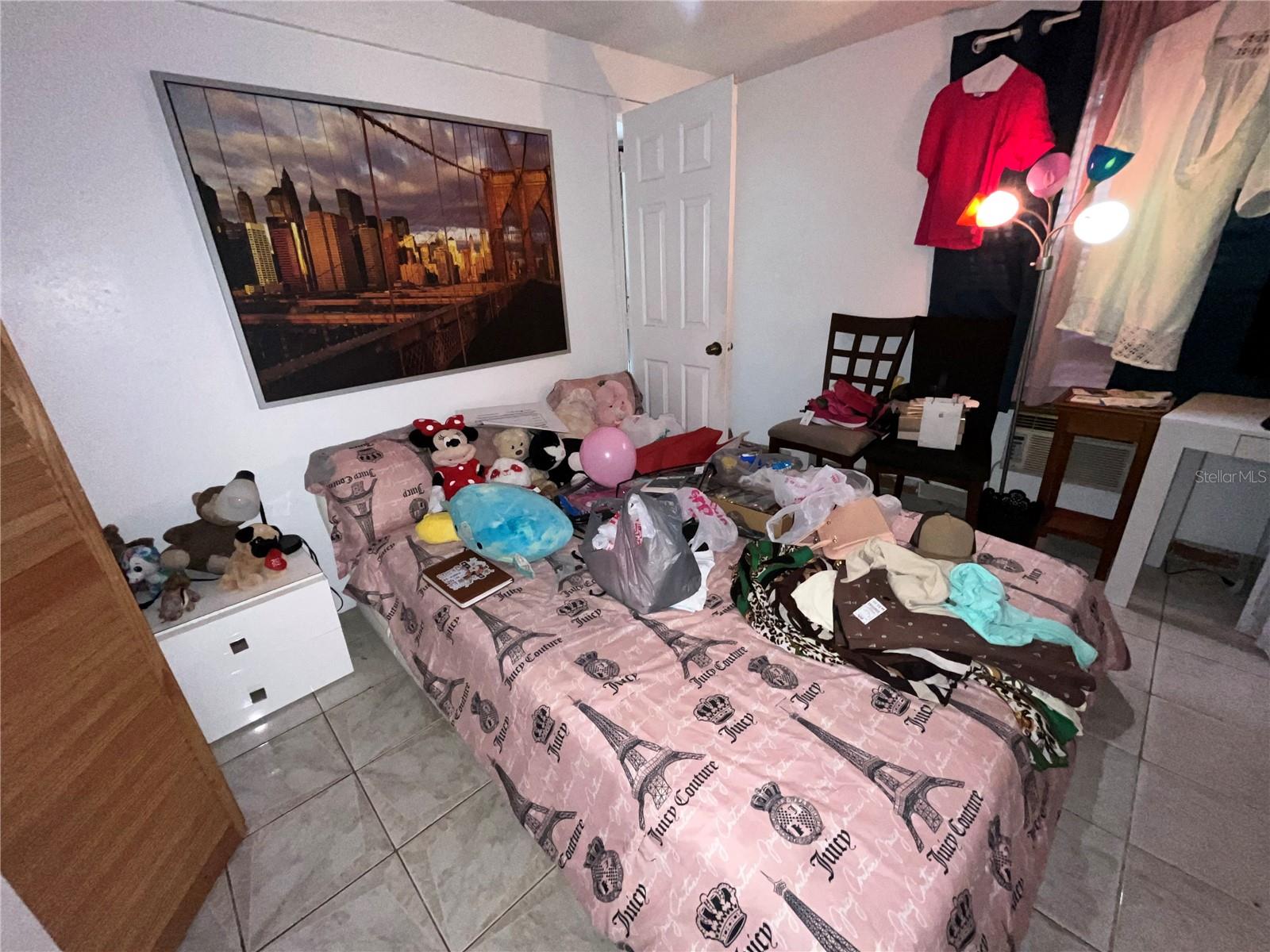 Listing photo id 44 for 995 114th Street