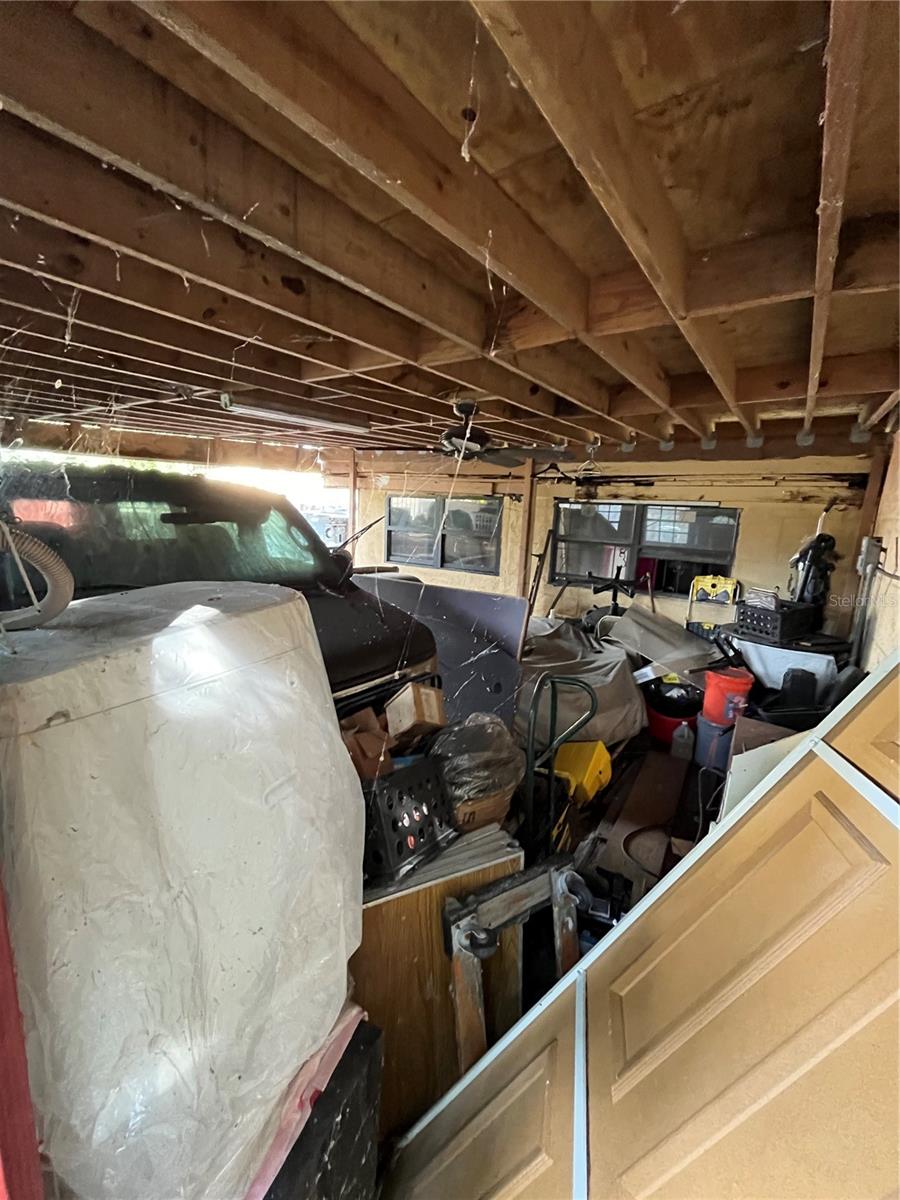 Listing photo id 60 for 995 114th Street