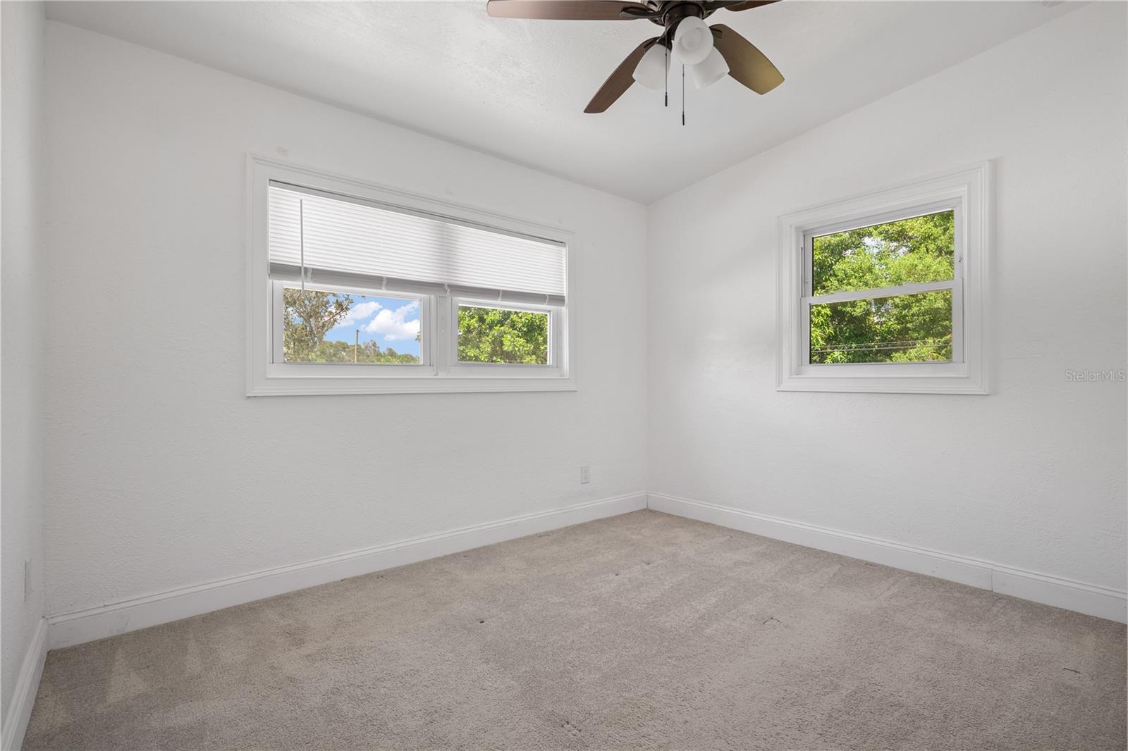 Image 13 of 23 For 5115 16th Street N