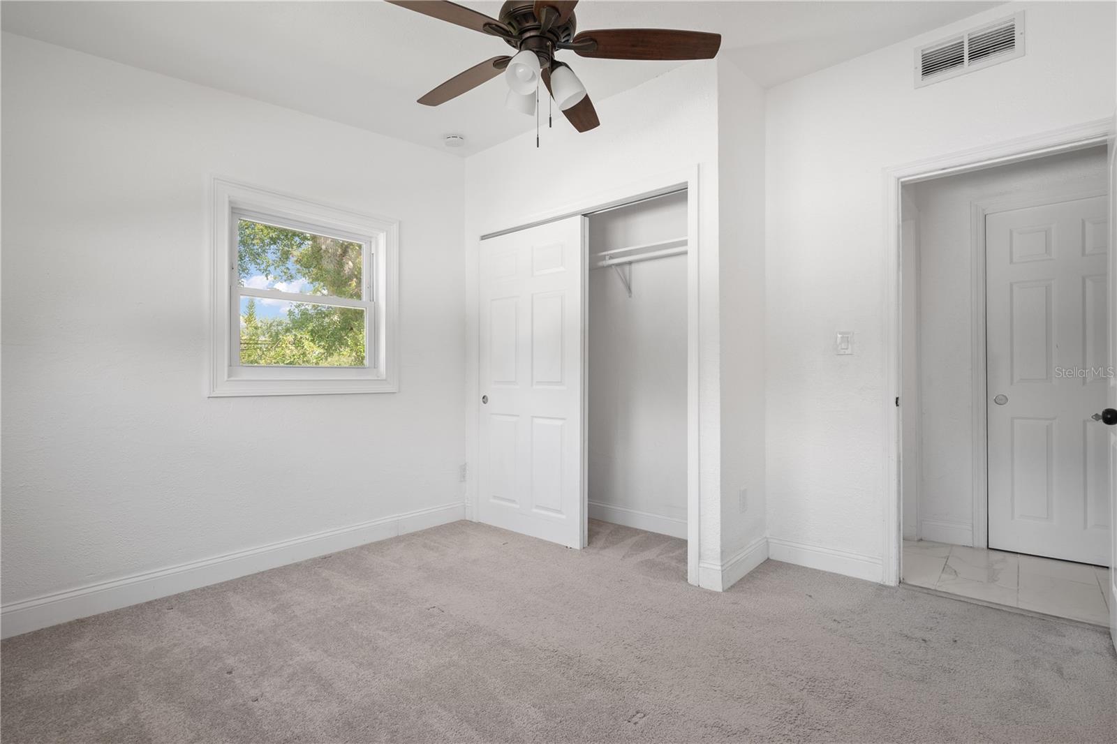 Image 14 of 23 For 5115 16th Street N