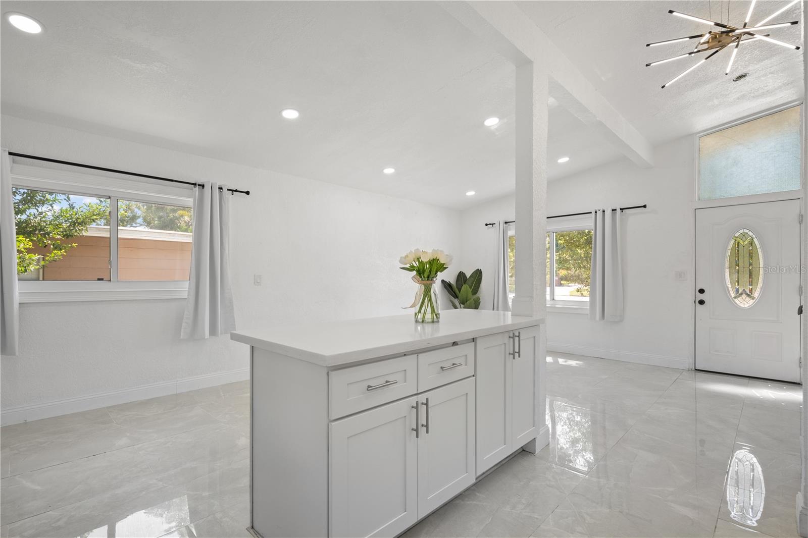 Image 5 of 23 For 5115 16th Street N