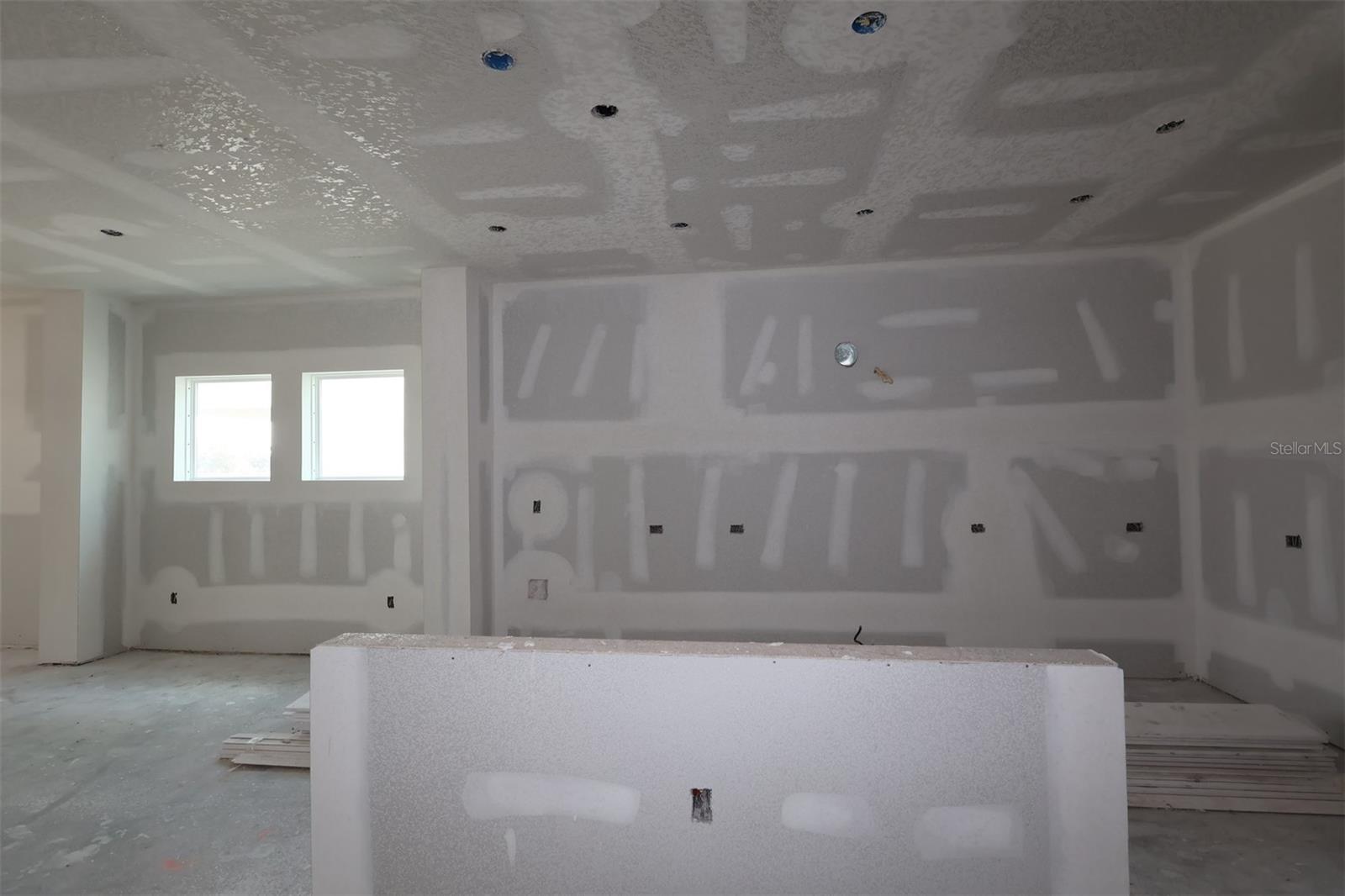 Image 6 of 12 For 15231 Eastlyn Drive