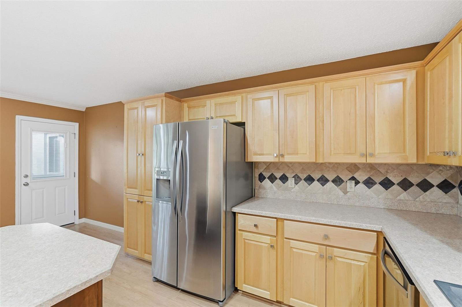 Image 25 of 73 For 2294 Swedish Drive 8