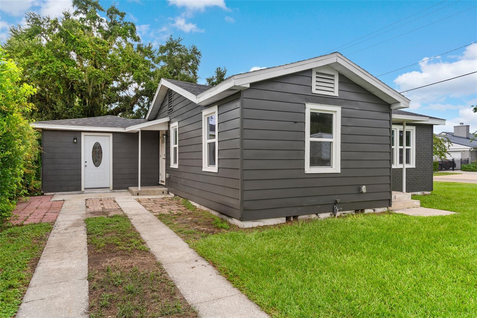 Image 3 of 17 For 1160 Edgewood Drive