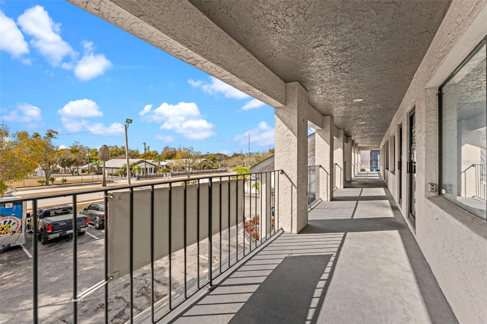 Listing photo id 41 for 3007 Cypress Street