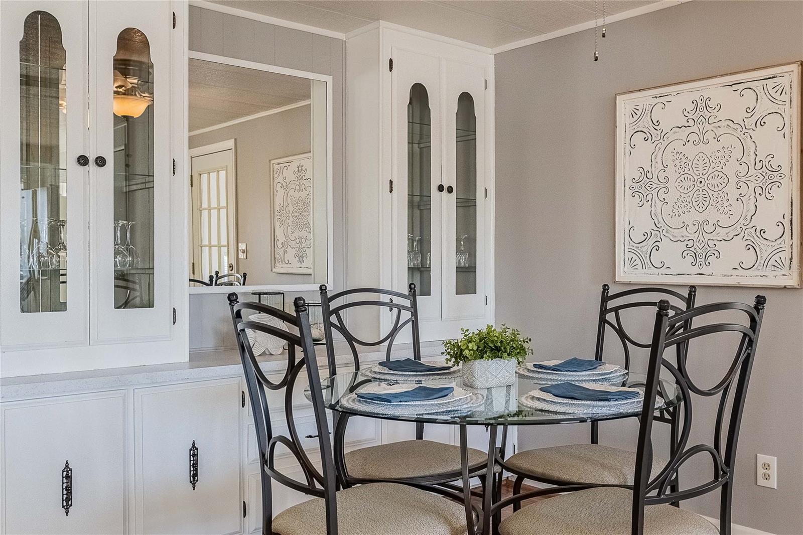 Image 14 of 52 For 5341 Powhattan Street