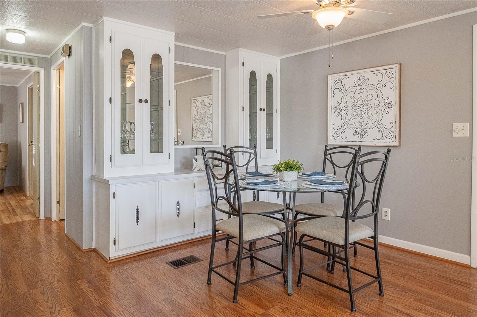 Image 15 of 52 For 5341 Powhattan Street