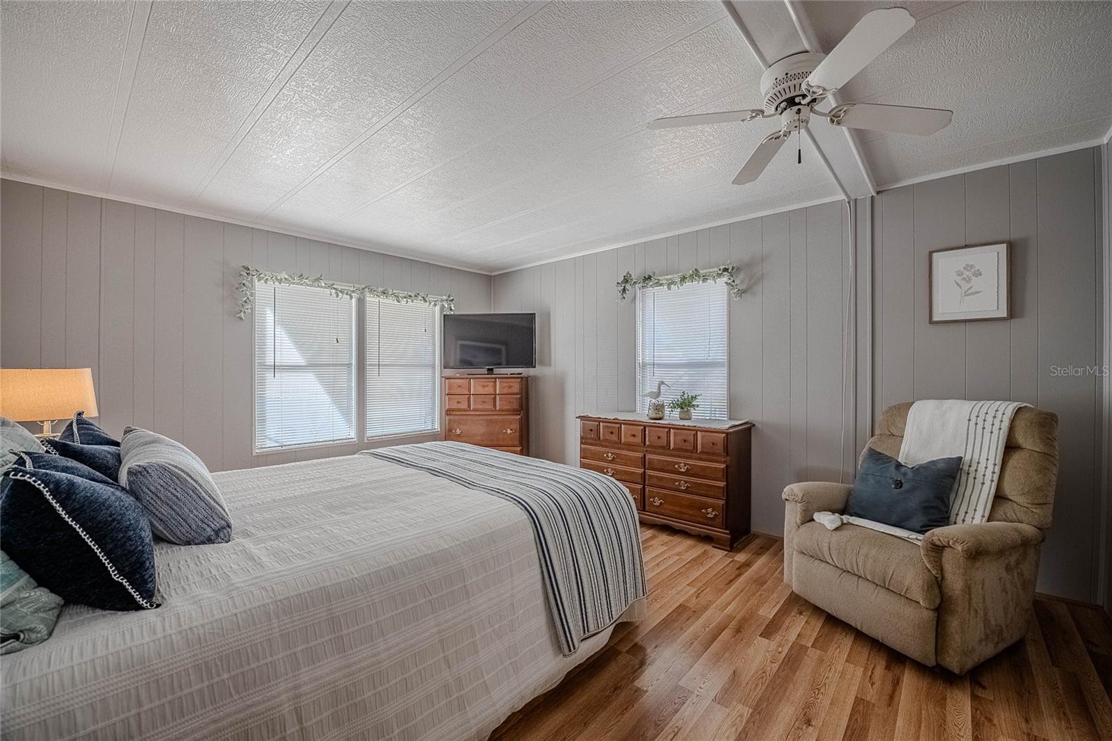 Image 26 of 52 For 5341 Powhattan Street