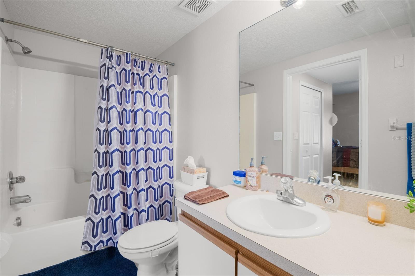 Image 16 of 43 For 9536 Newdale Way 101