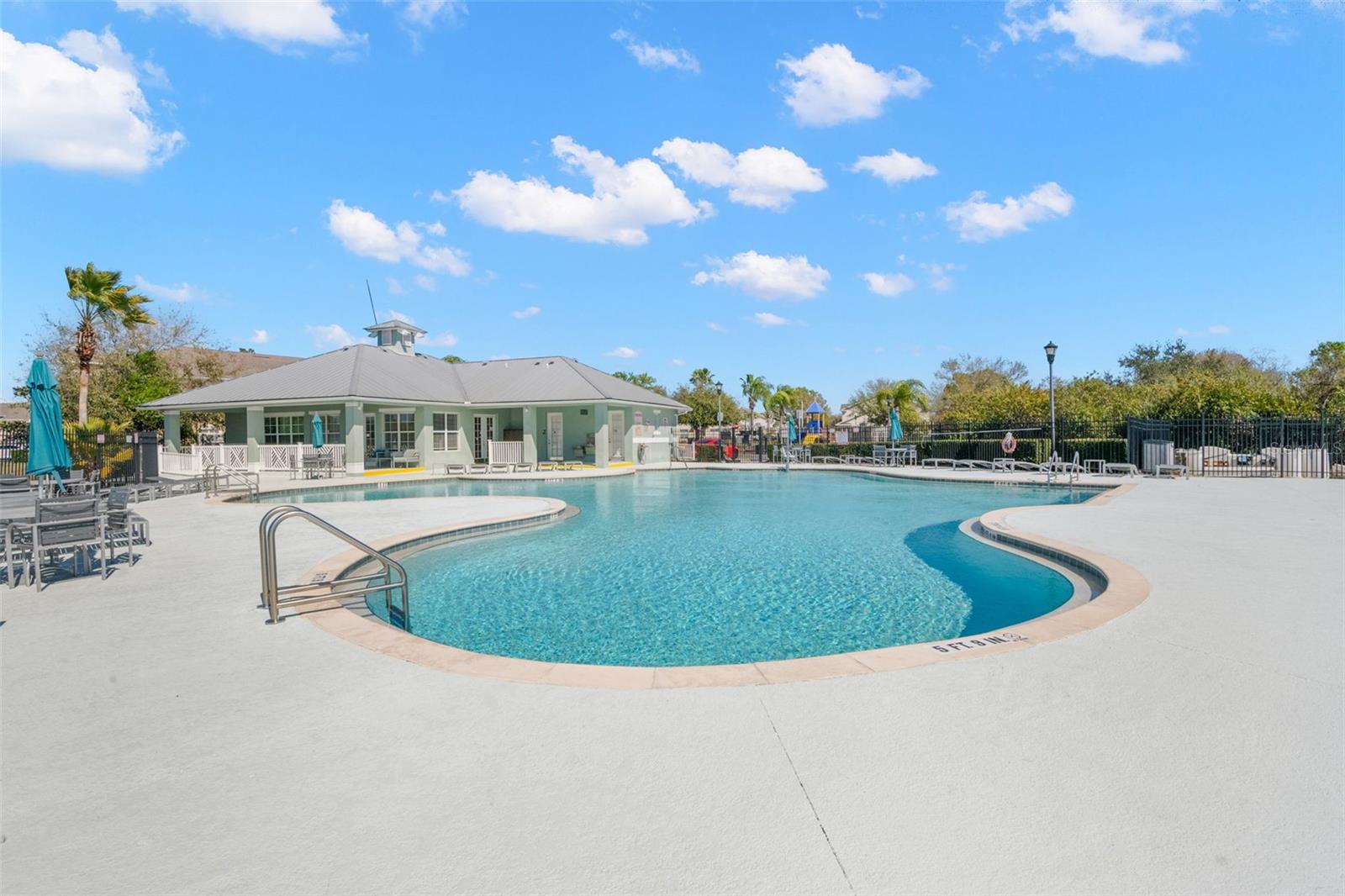 Image 40 of 43 For 9536 Newdale Way 101