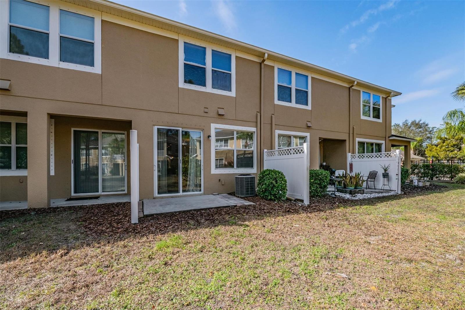 Image 28 of 40 For 12537 Silverdale Street