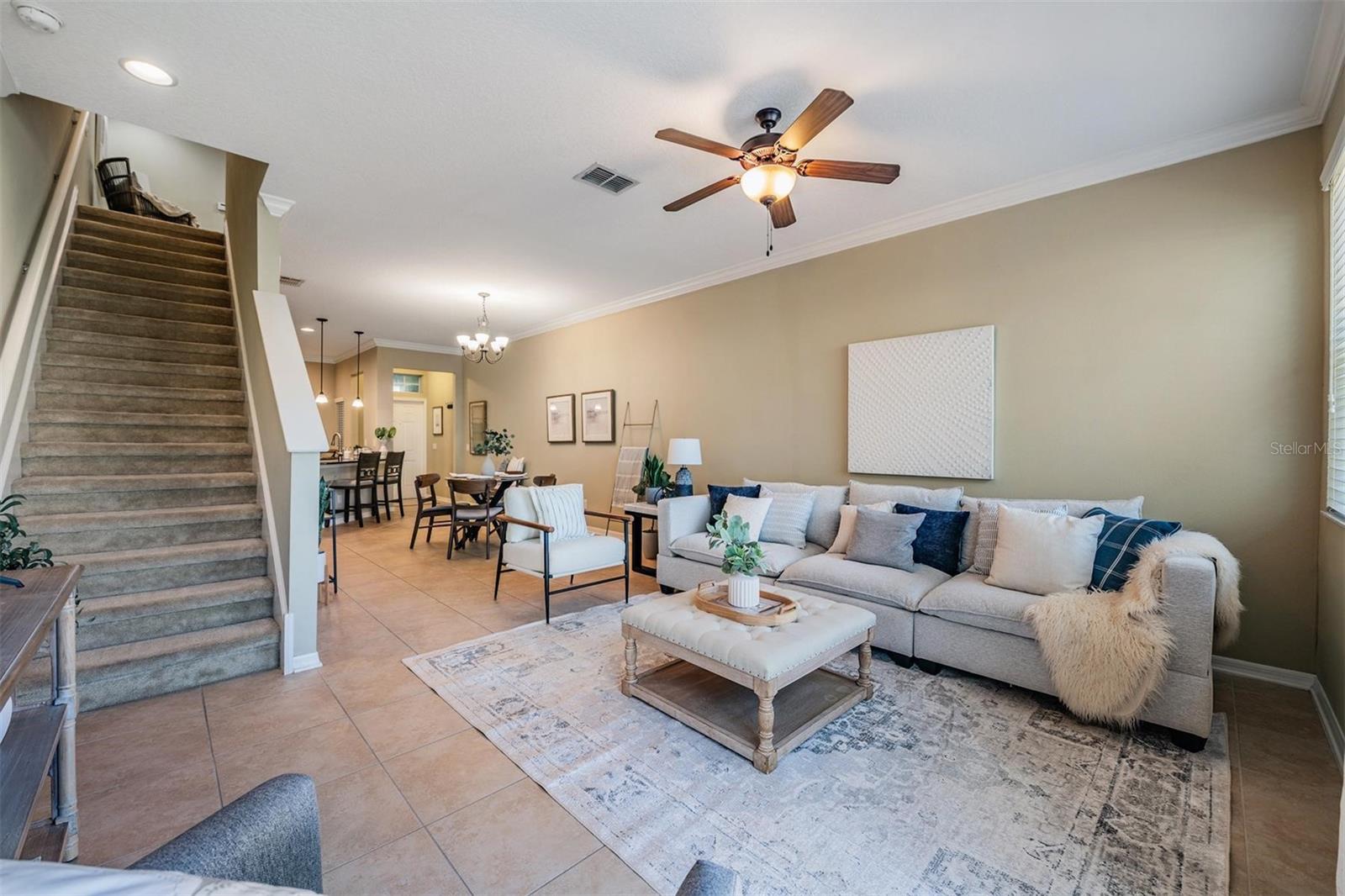 Image 5 of 40 For 12537 Silverdale Street