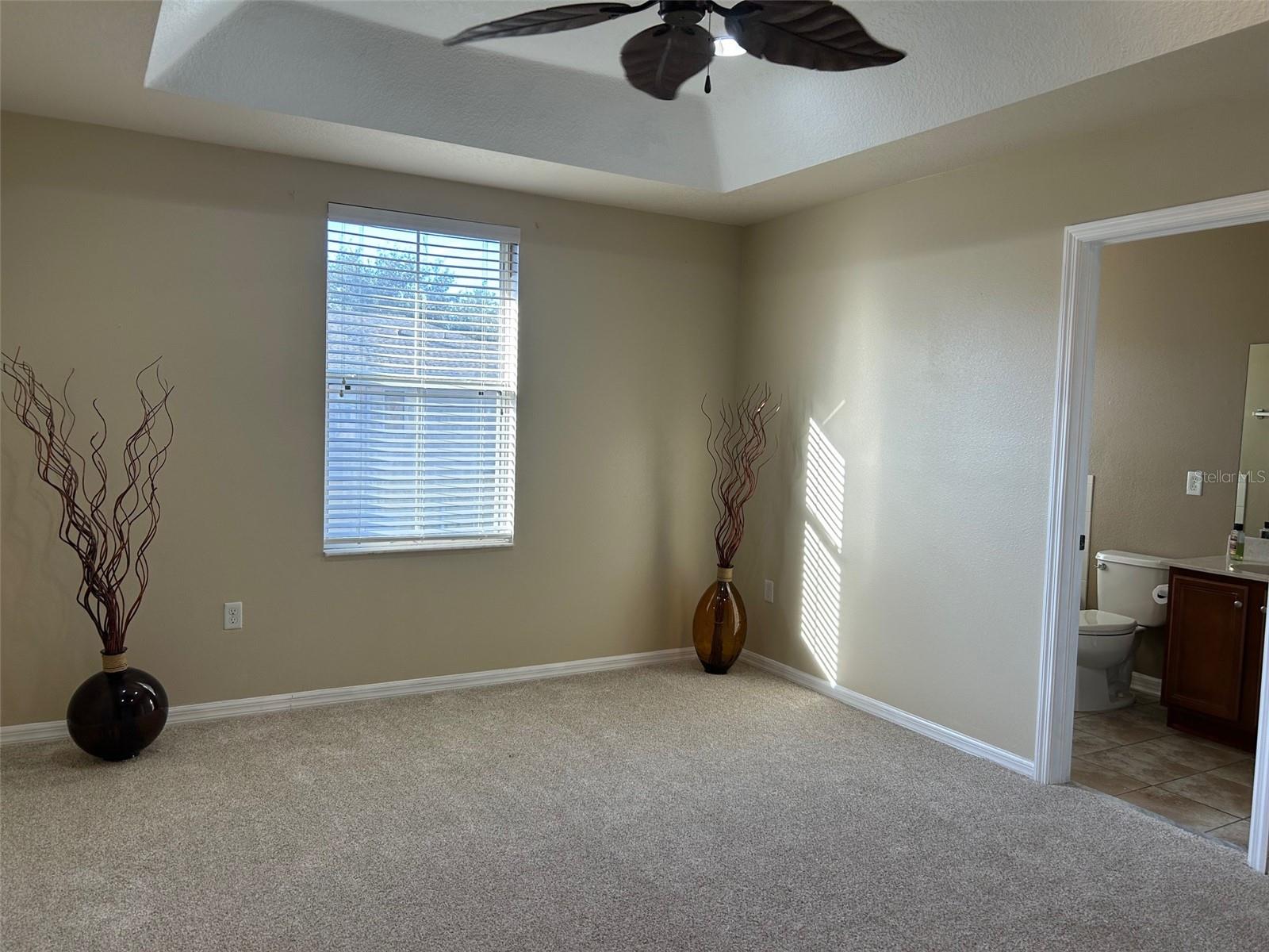 Listing photo id 10 for 4510 Limerick Drive