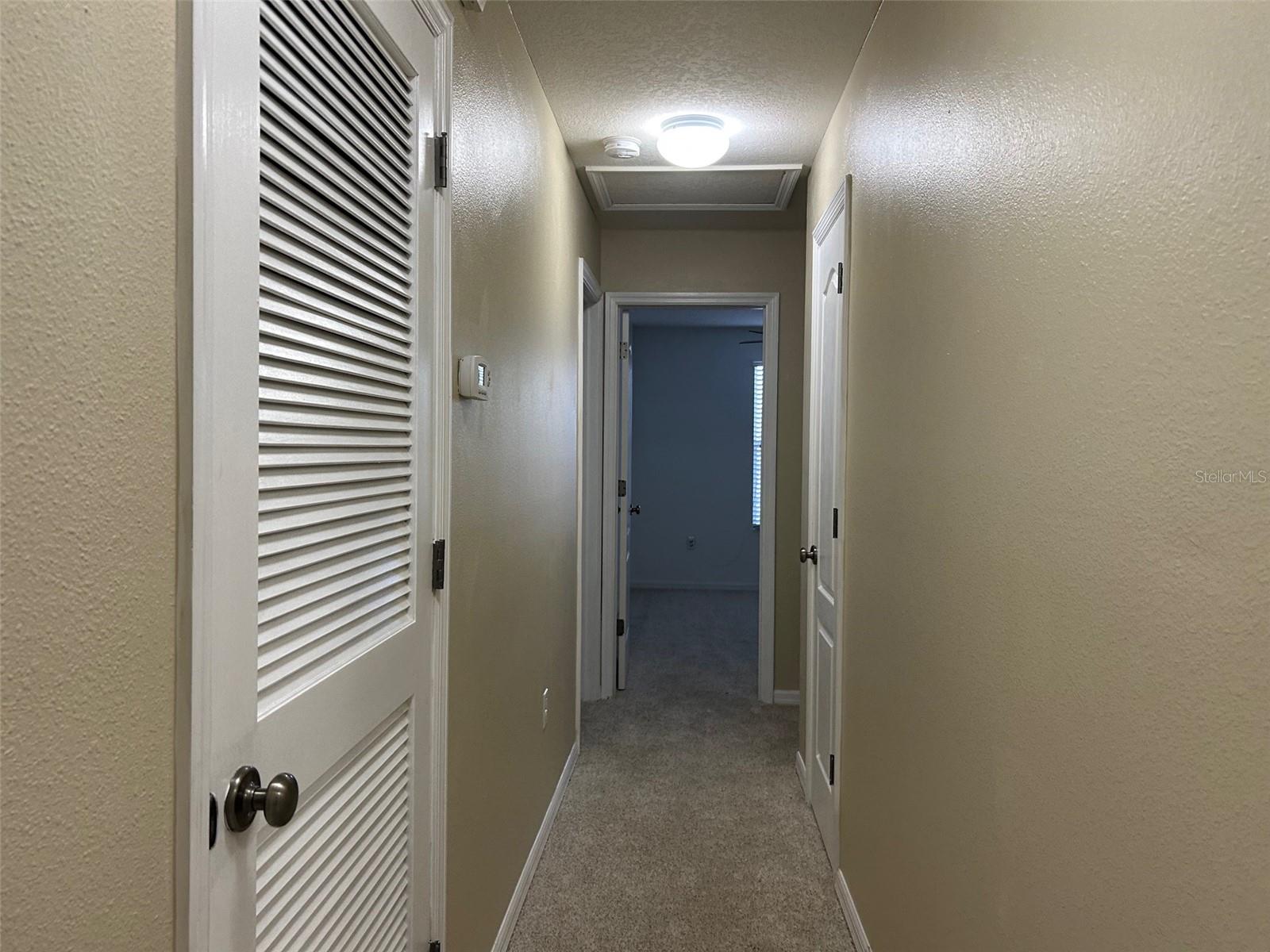 Listing photo id 22 for 4510 Limerick Drive