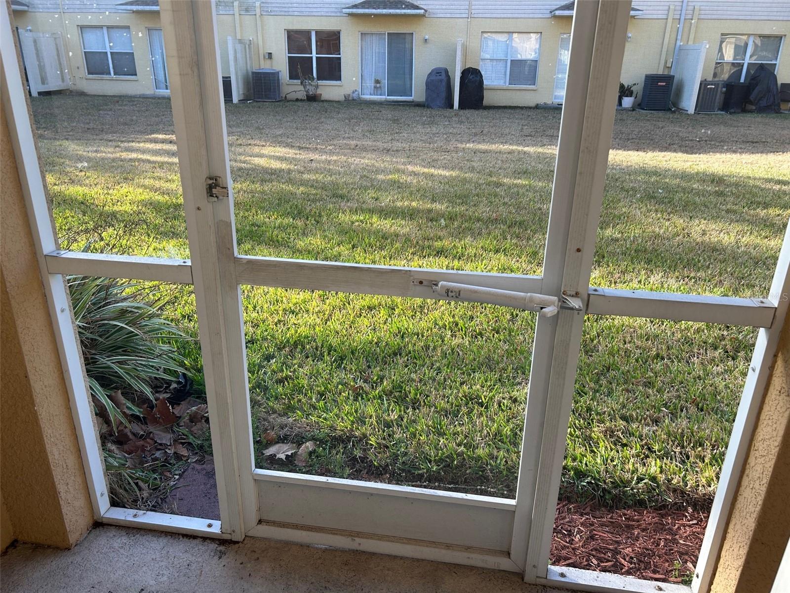 Listing photo id 23 for 4510 Limerick Drive