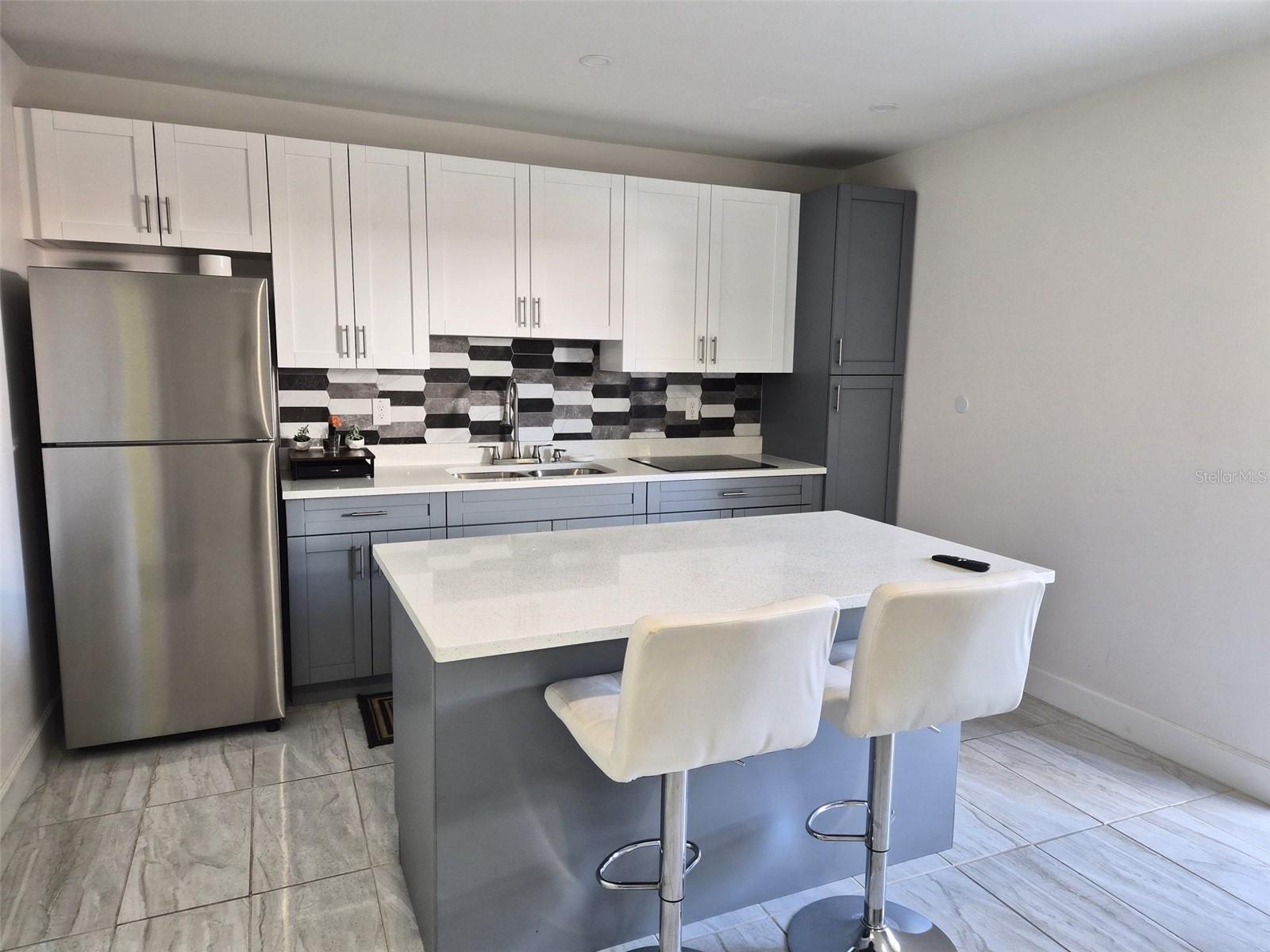 Image 2 of 13 For 709 Debra Lynne Drive