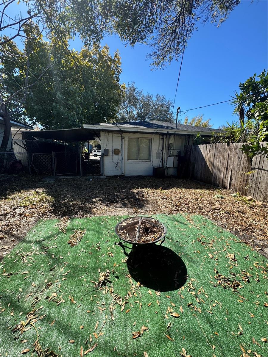 Image 13 of 13 For 1488 Laura Street