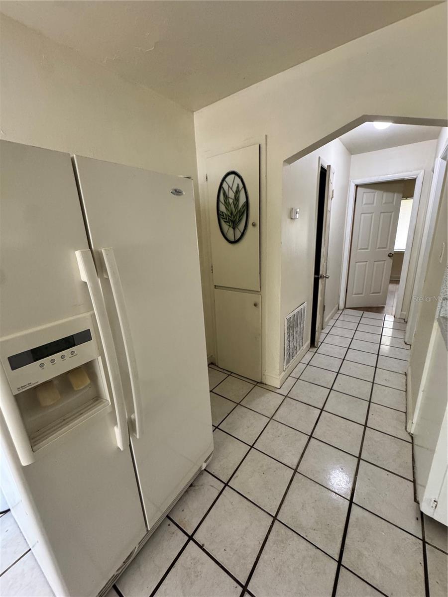 Image 4 of 13 For 1488 Laura Street