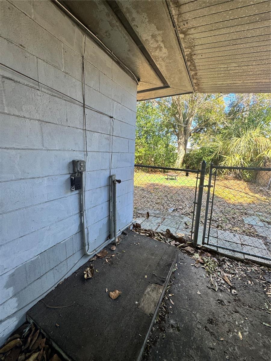 Image 9 of 13 For 1488 Laura Street