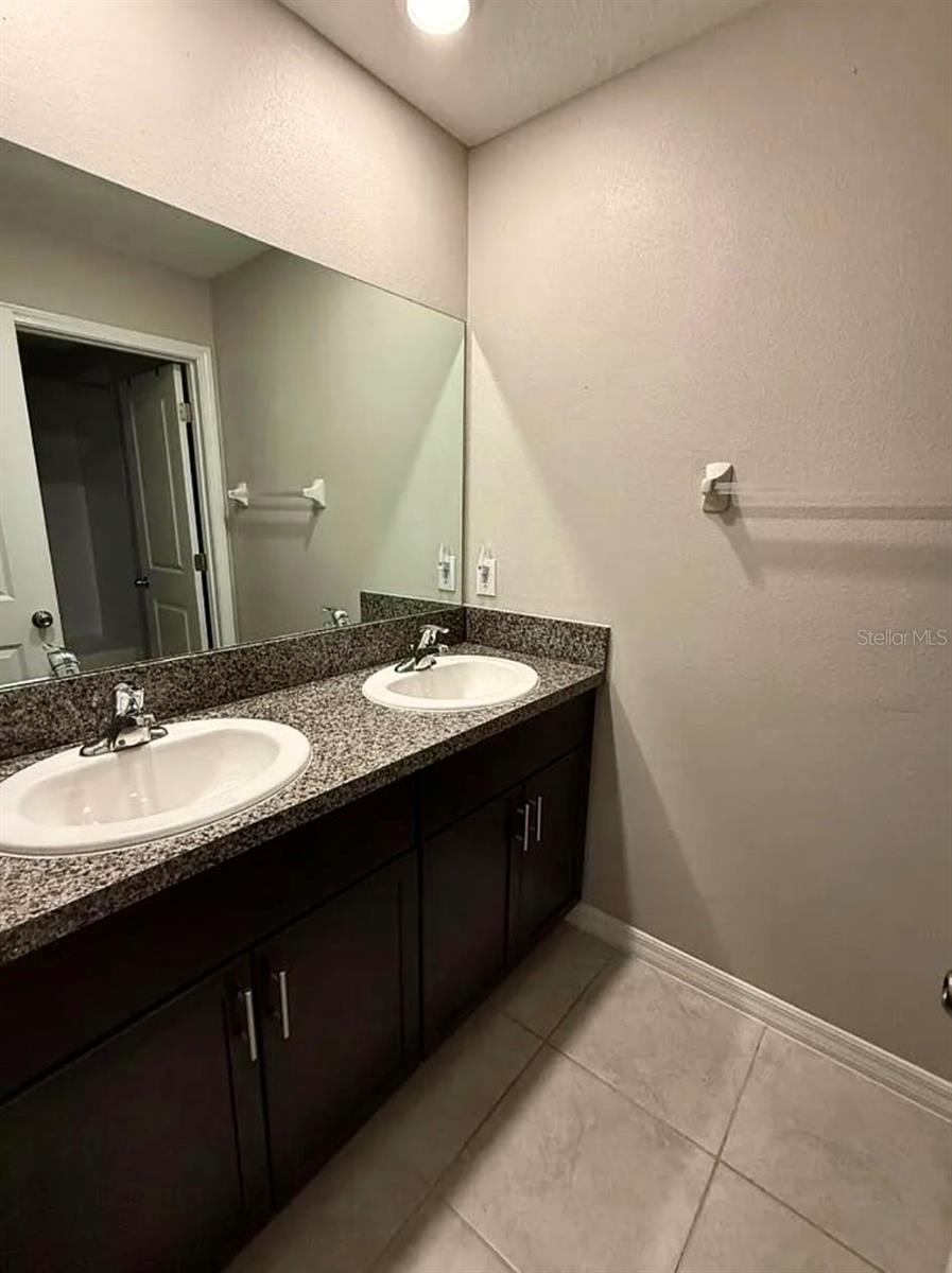 Image 15 of 18 For 12957 Wildflower Meadow Drive