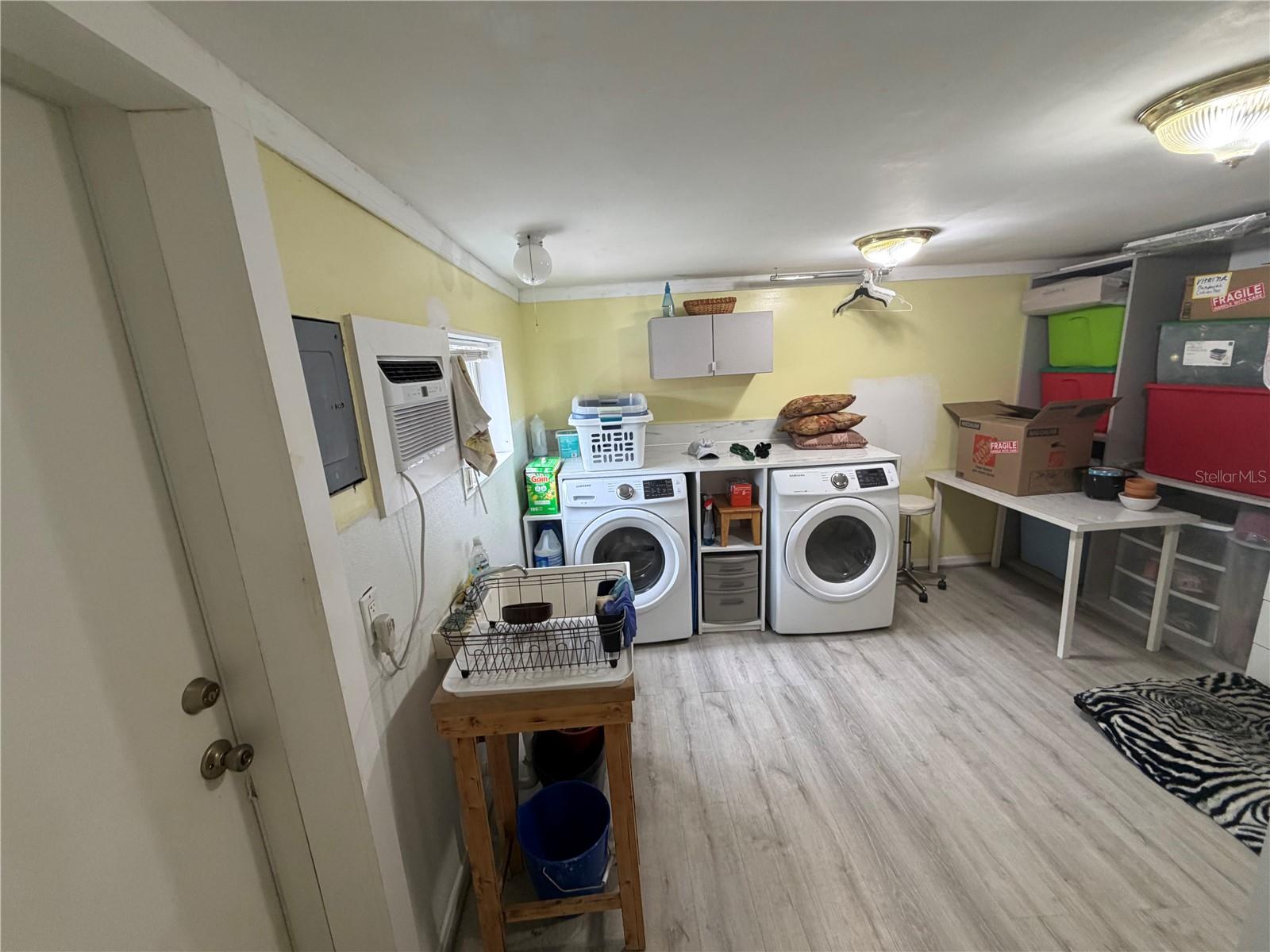 Image 23 of 38 For 1011 44th Street