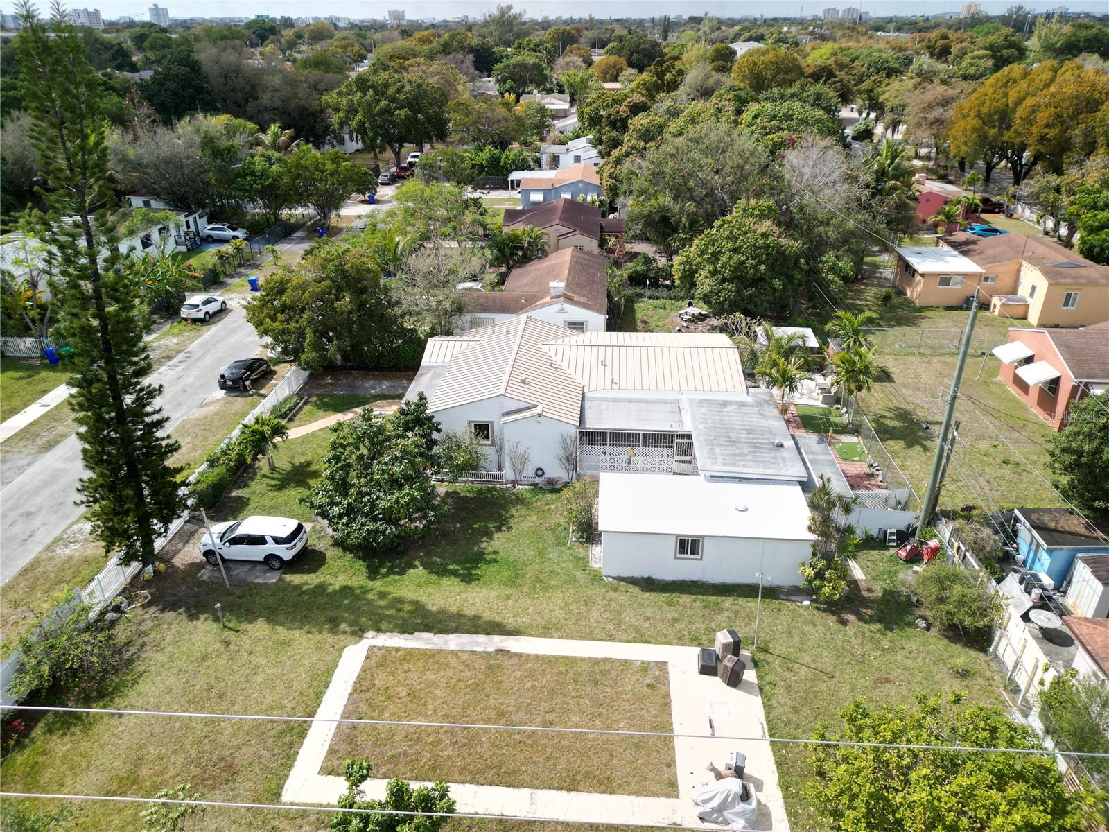 Image 35 of 38 For 1011 44th Street