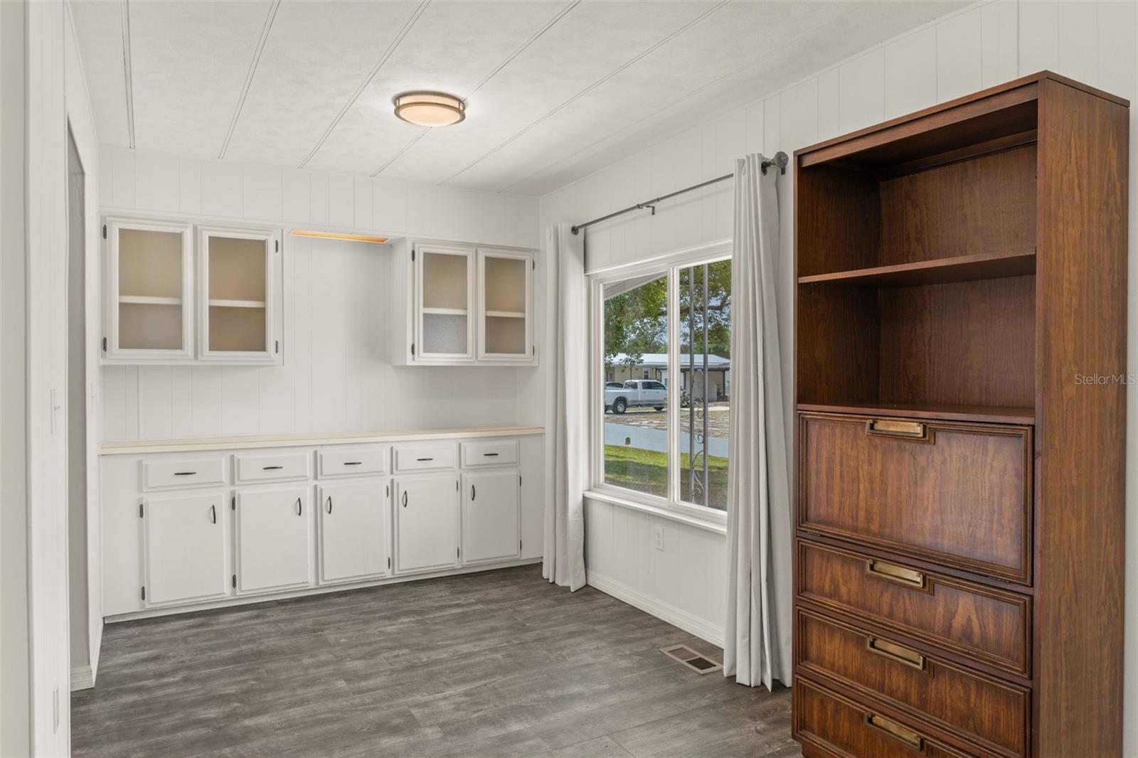 Image 10 of 46 For 7356 Western Circle Drive