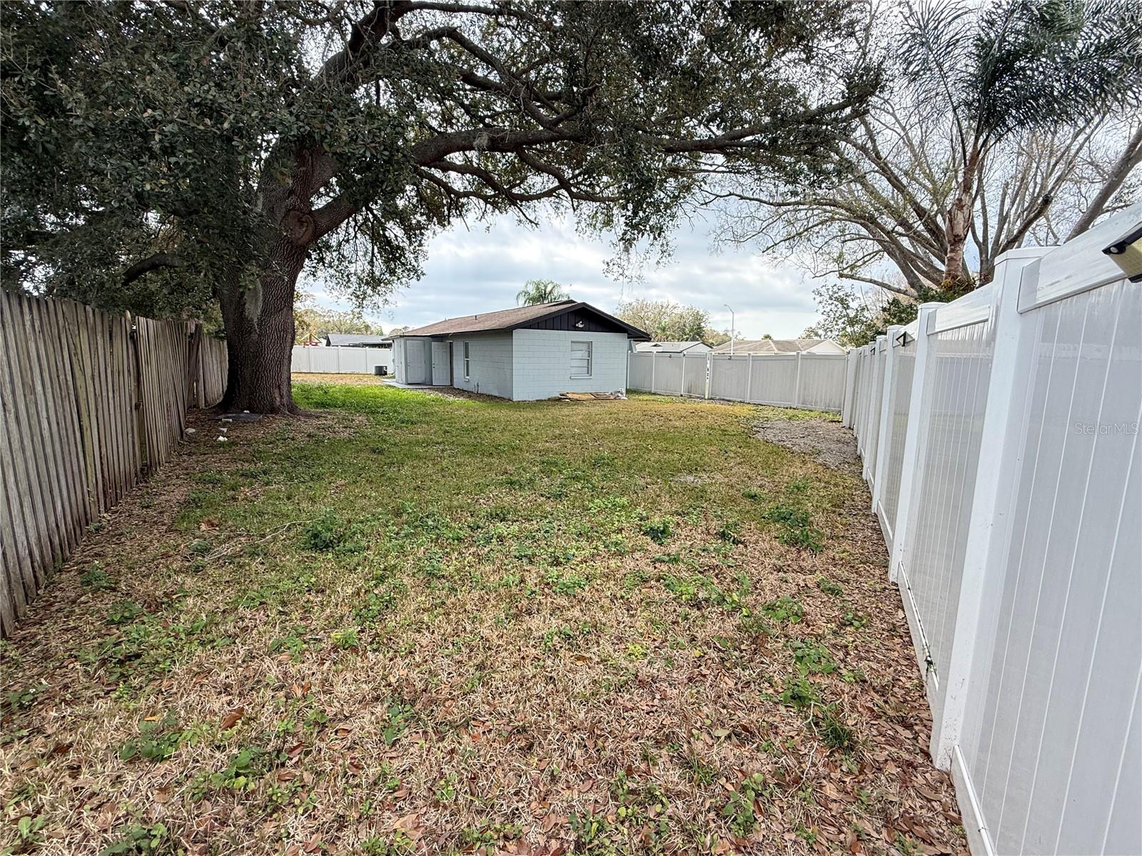 Image 19 of 22 For 14109 Lonewood Place