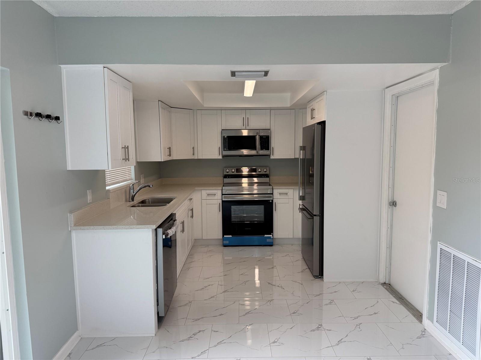 Image 5 of 22 For 14109 Lonewood Place