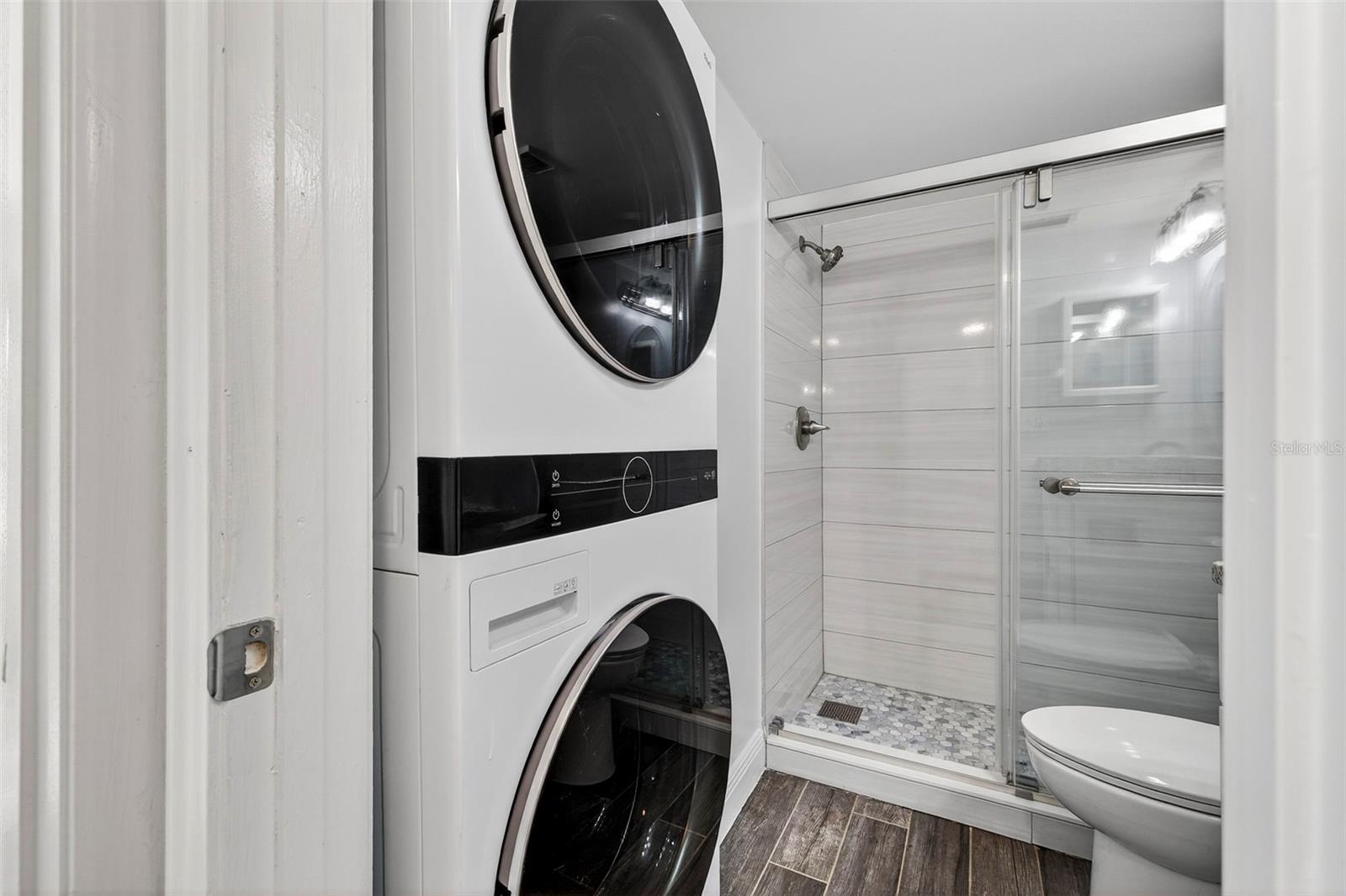 Image 22 of 37 For 6210 Sun Boulevard 112