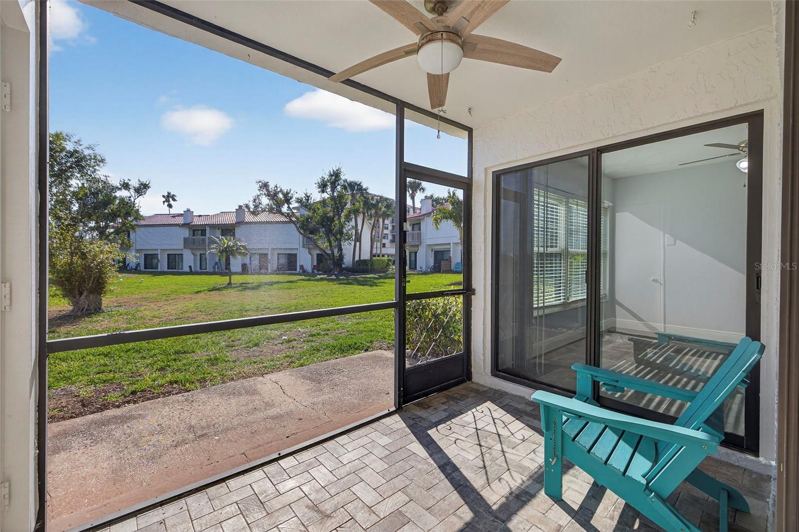 Image 25 of 37 For 6210 Sun Boulevard 112