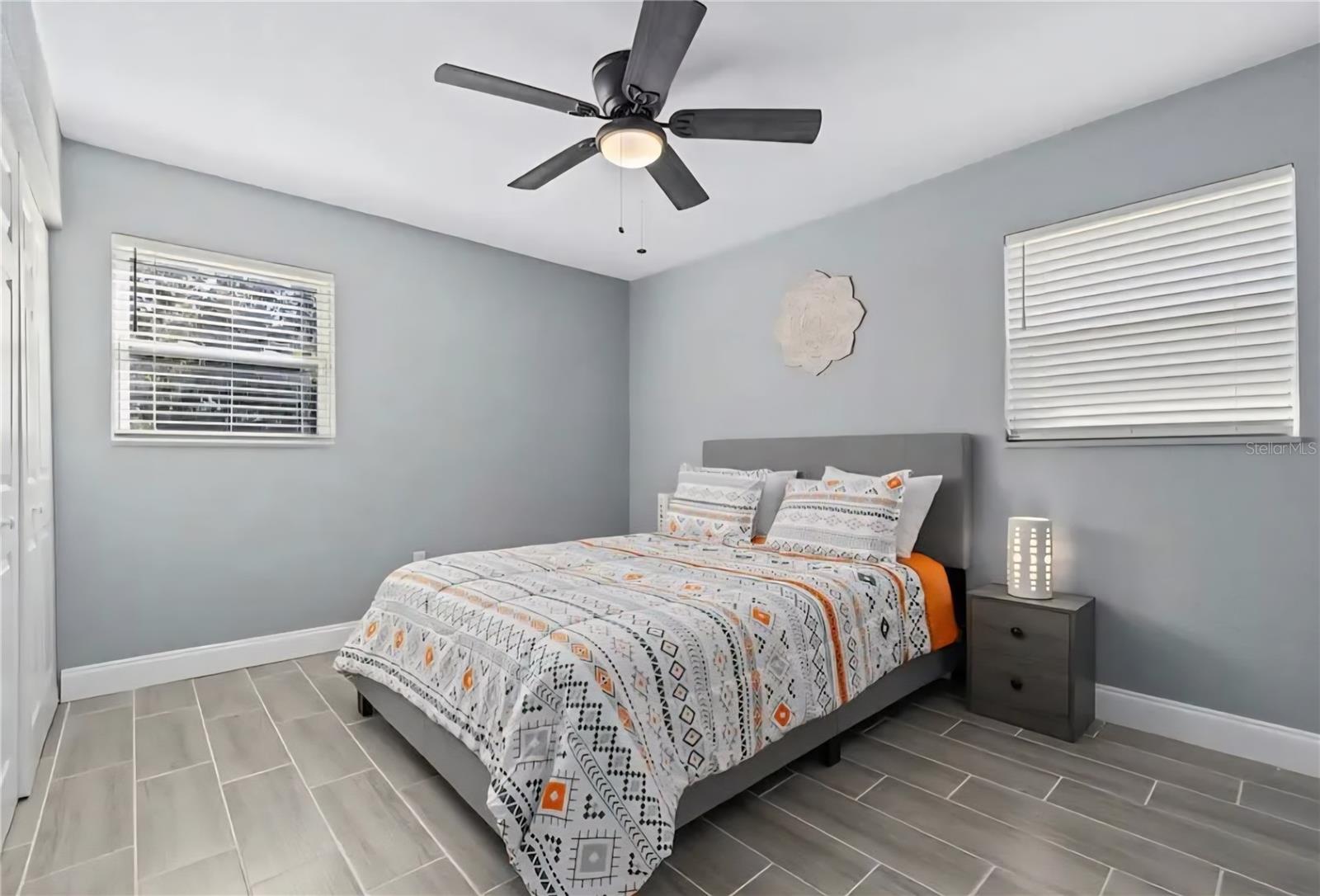 Image 16 of 25 For 1004 Betty Lane