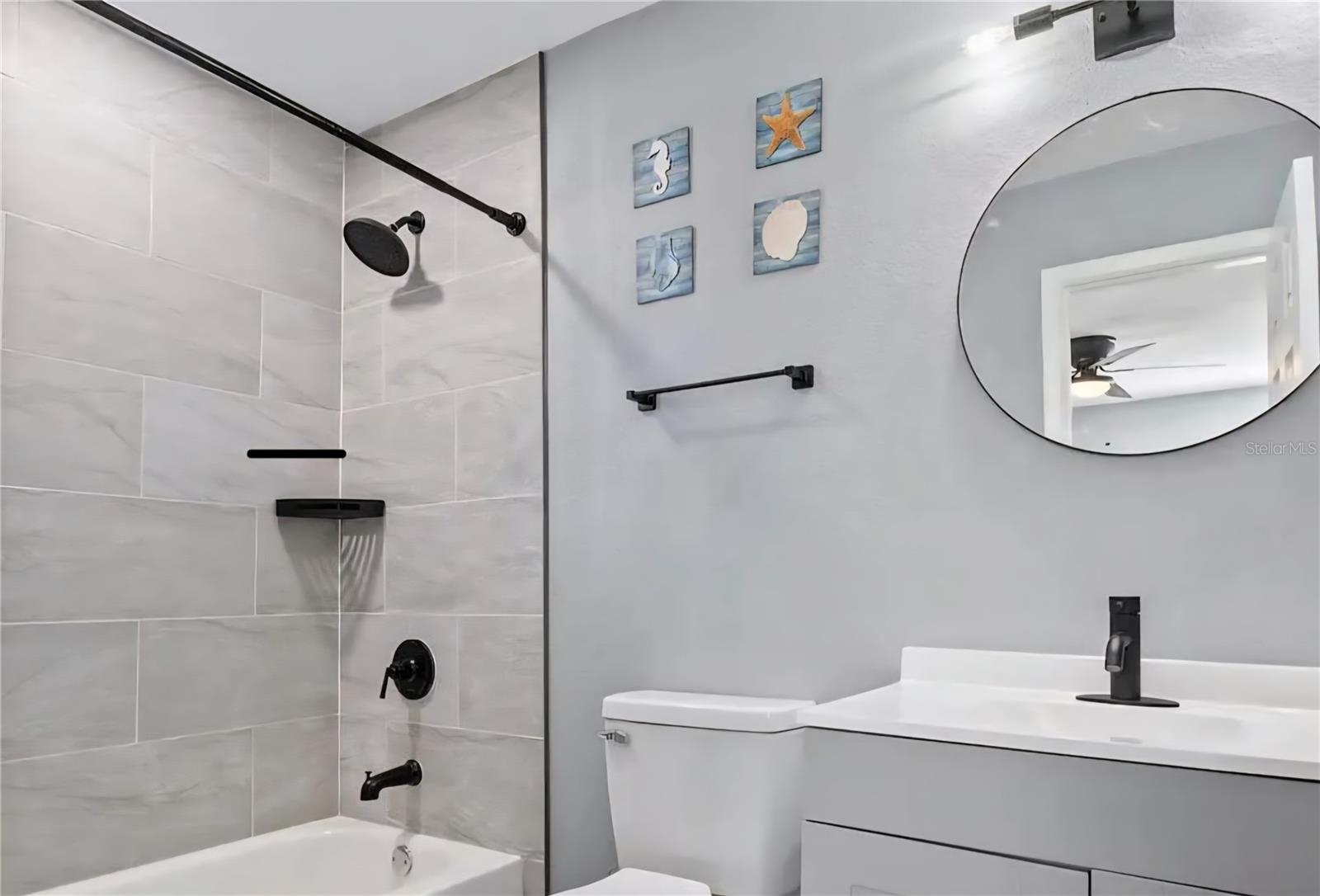 Image 18 of 25 For 1004 Betty Lane