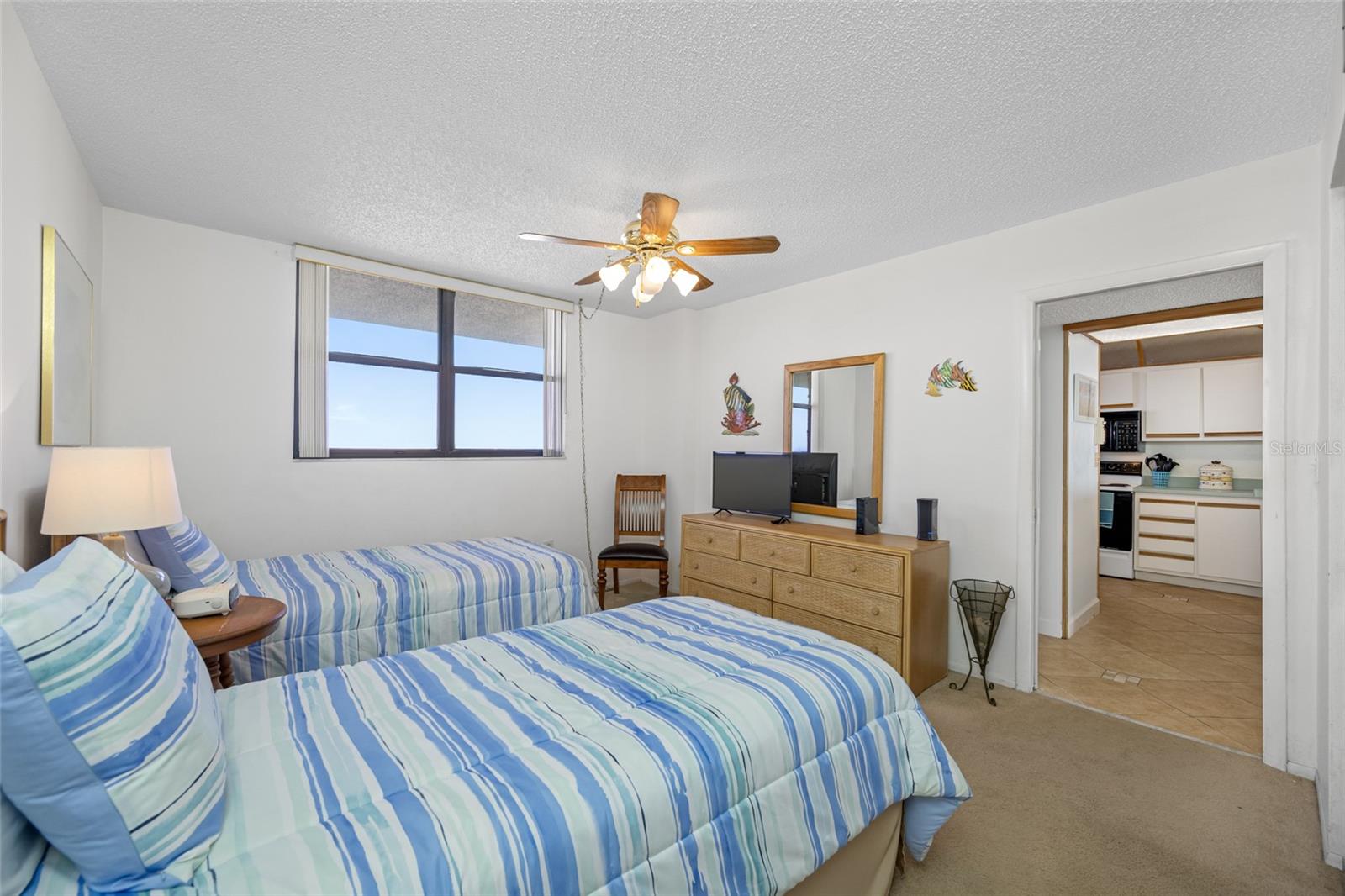 Listing photo id 31 for 15462 Gulf Boulevard 603