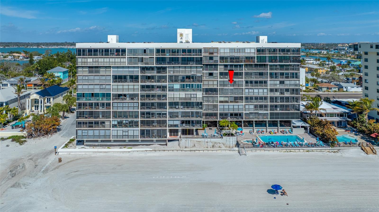 Listing photo id 3 for 15462 Gulf Boulevard 603