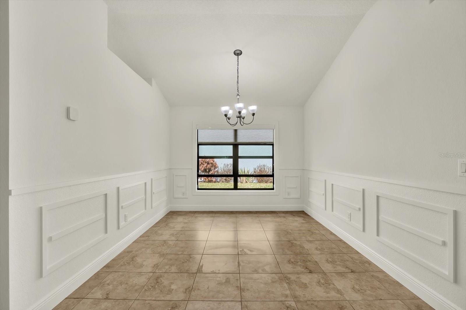 Image 12 of 39 For 4733 Royal Birkdale Way