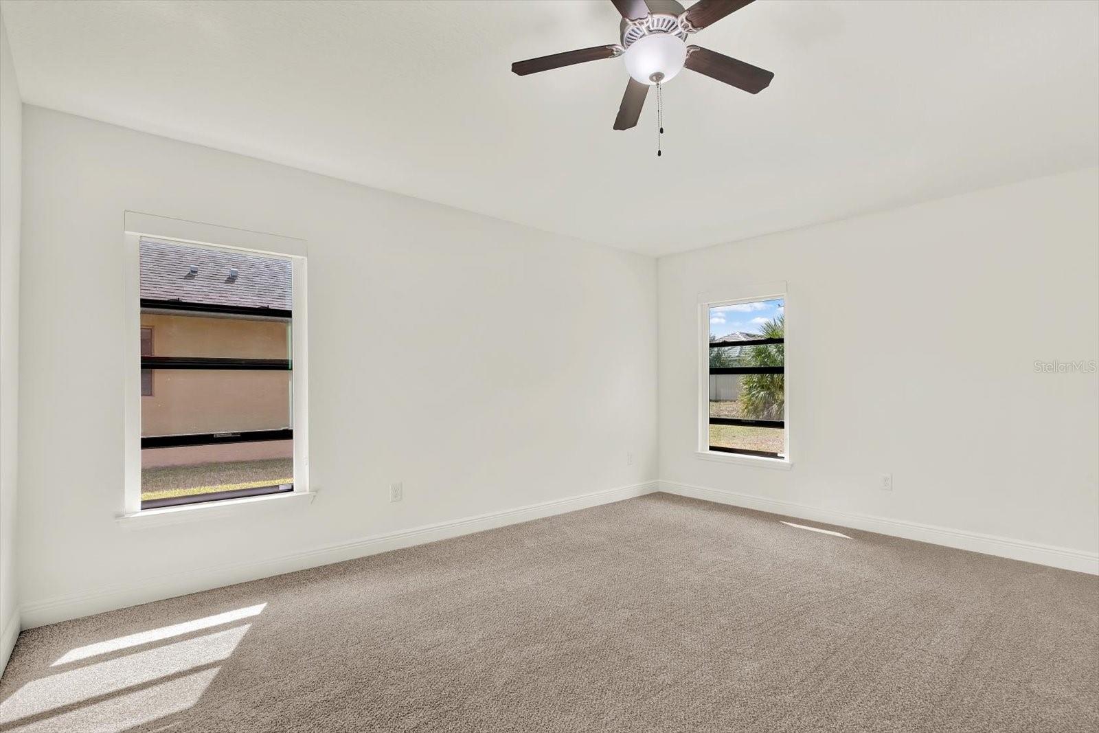 Image 14 of 39 For 4733 Royal Birkdale Way