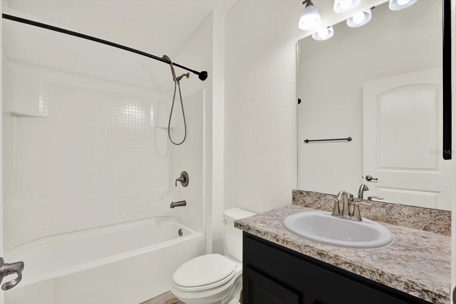 Image 18 of 39 For 4733 Royal Birkdale Way