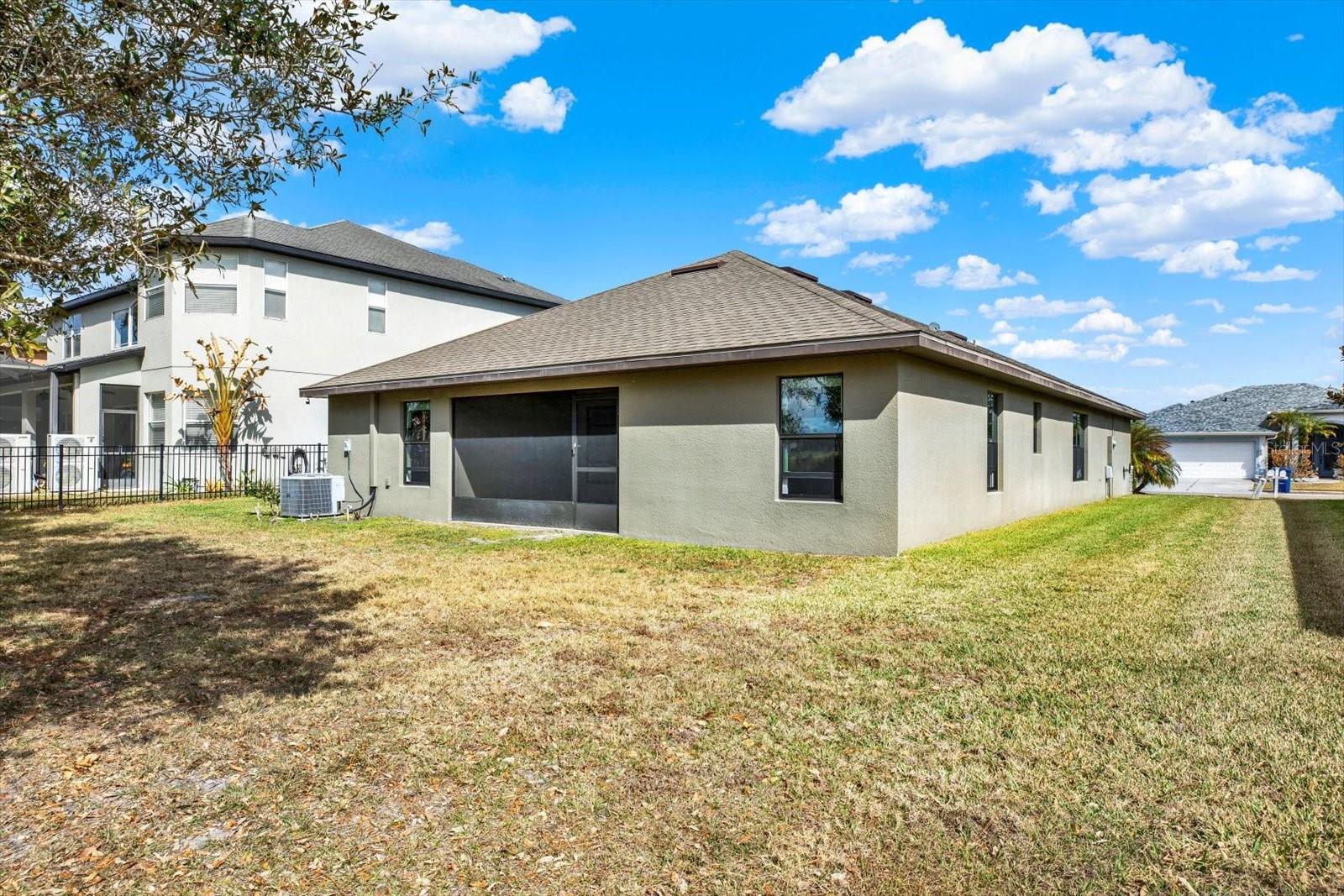 Image 22 of 39 For 4733 Royal Birkdale Way