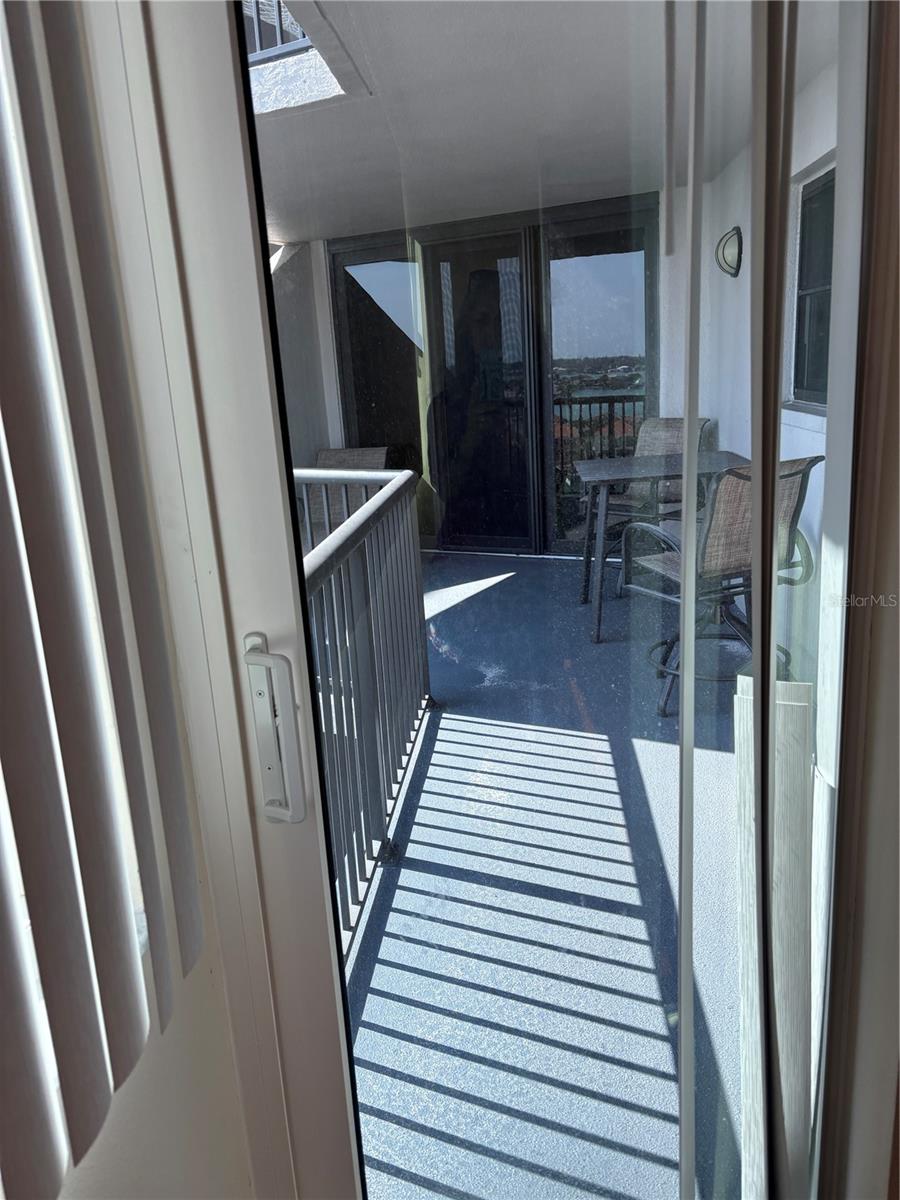 Image 20 of 45 For 1600 Gulf Boulevard 1016