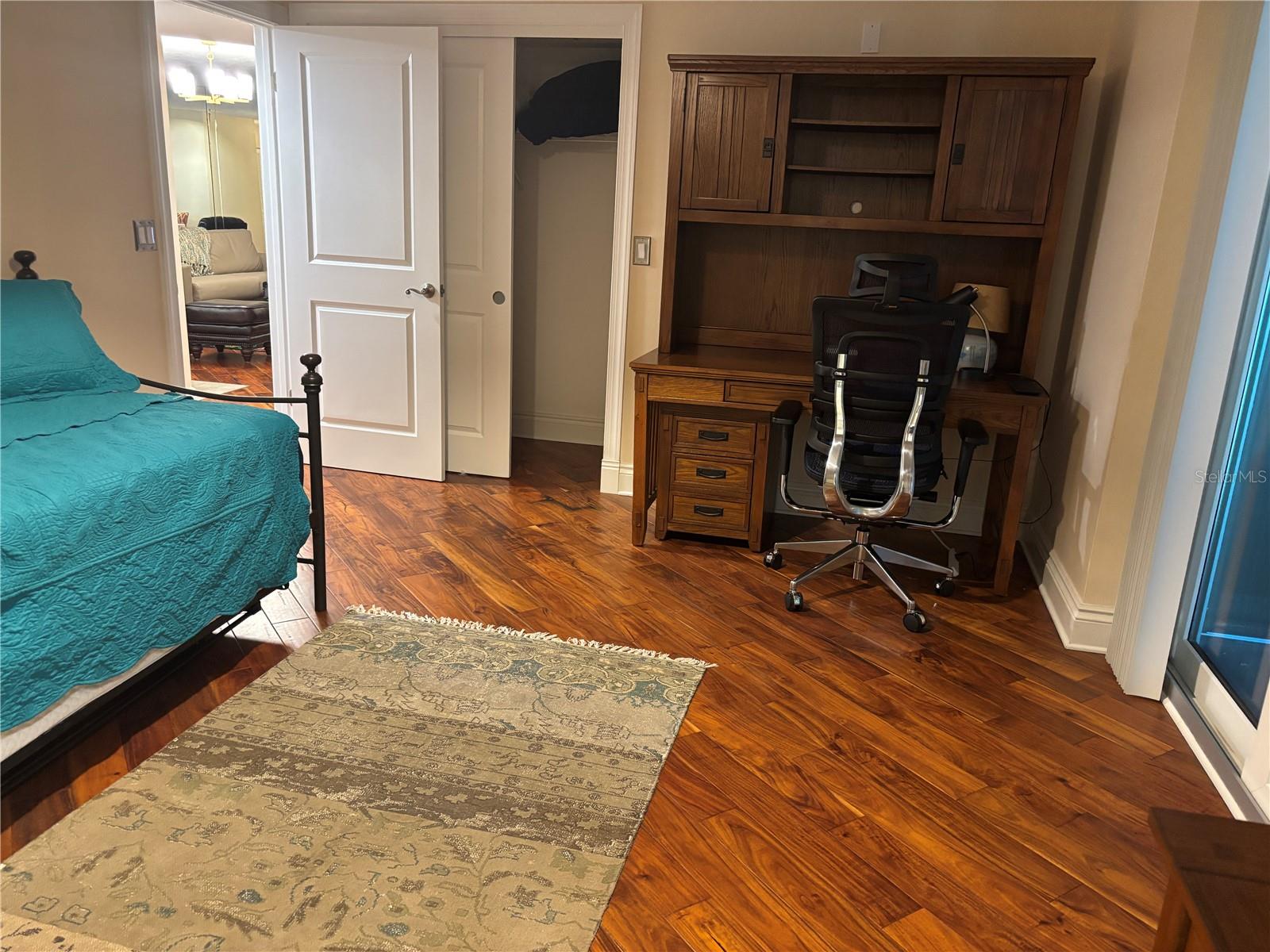 Image 21 of 45 For 1600 Gulf Boulevard 1016