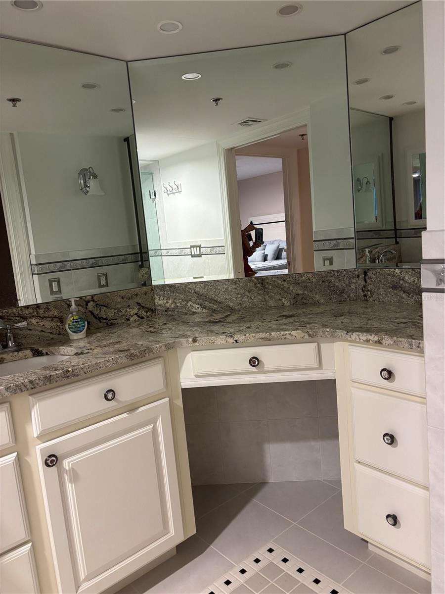 Image 28 of 45 For 1600 Gulf Boulevard 1016