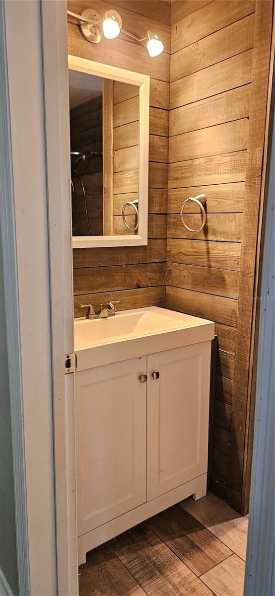 Listing photo id 17 for 2075 Keene Road