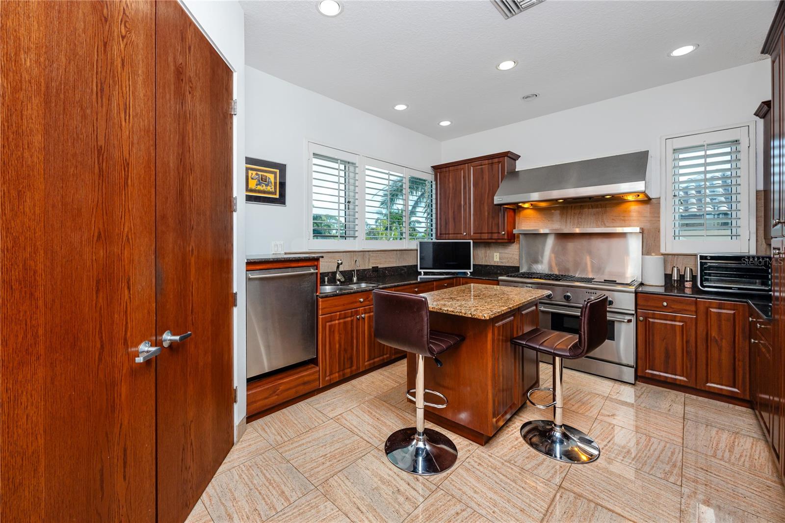 Image 30 of 87 For 4908 64th Drive W