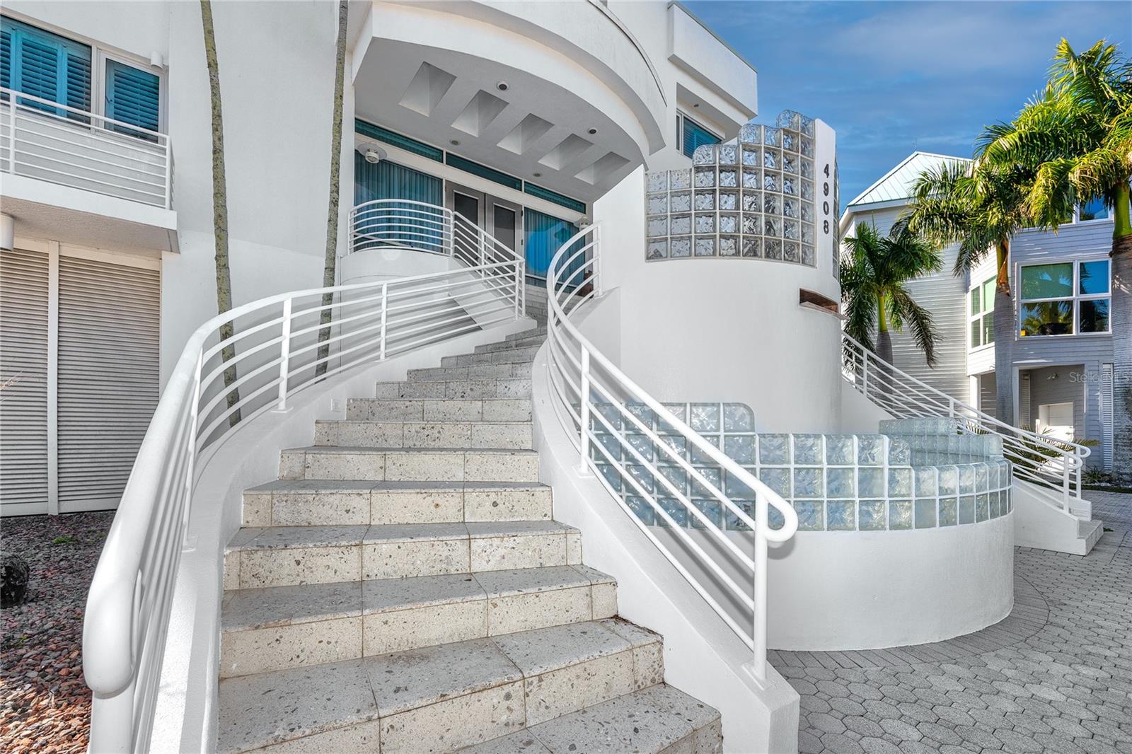 Image 9 of 87 For 4908 64th Drive W