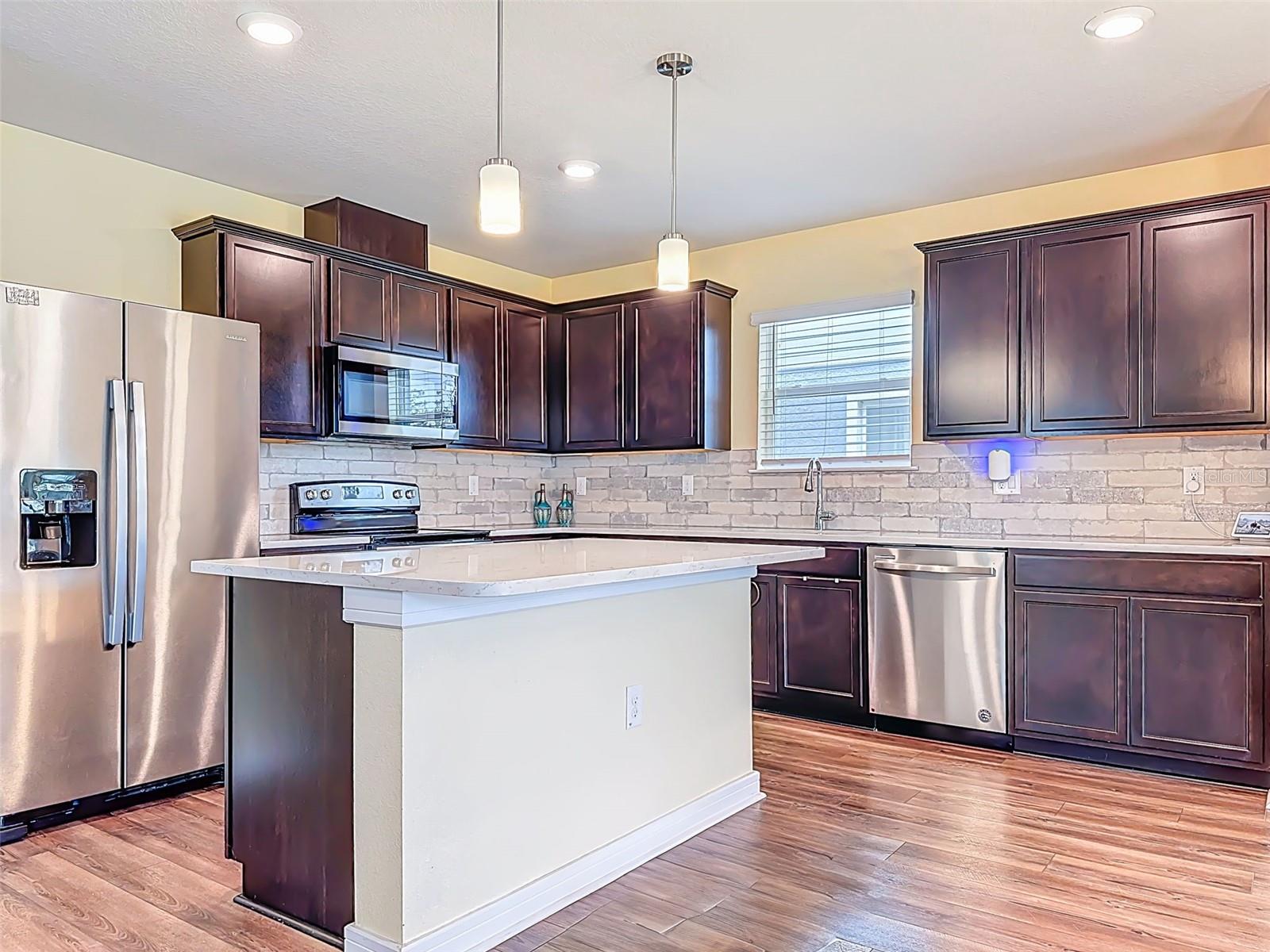 Image 15 of 57 For 9324 Rally Spring Loop