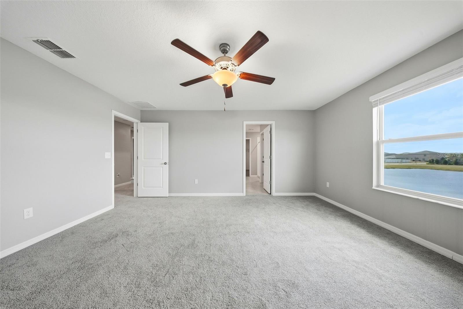 Image 18 of 45 For 15617 Charr Island Street